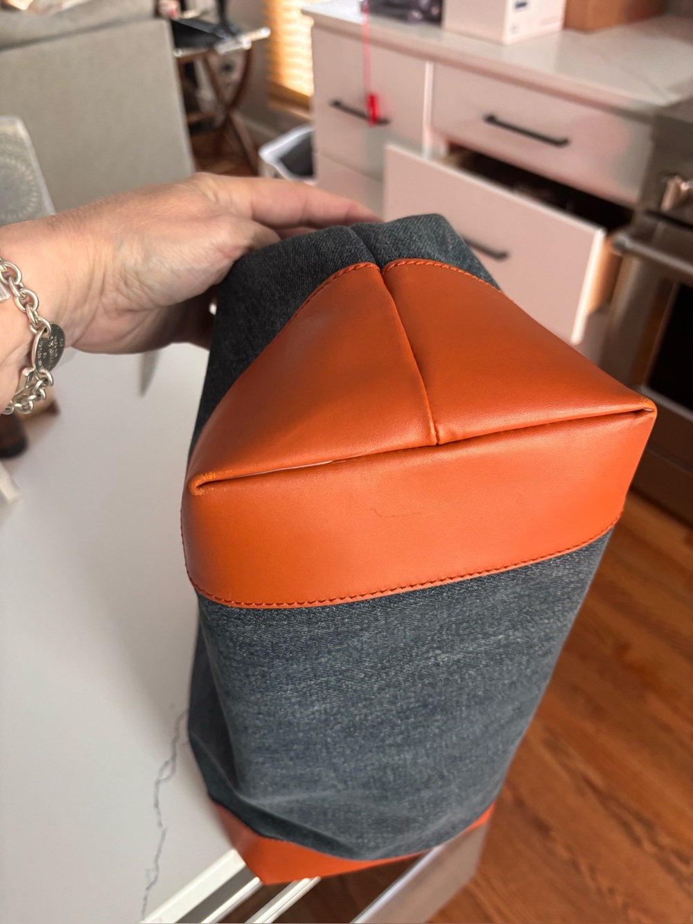 Gucci Dark Denim Tote with Tan Leather Trim and Orange Logo - Picture 5 of 10